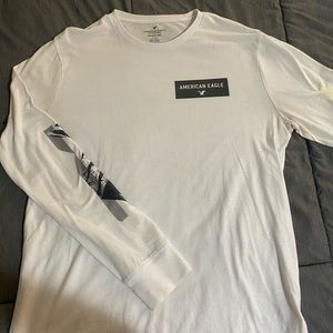 American Eagle graphic long sleeve